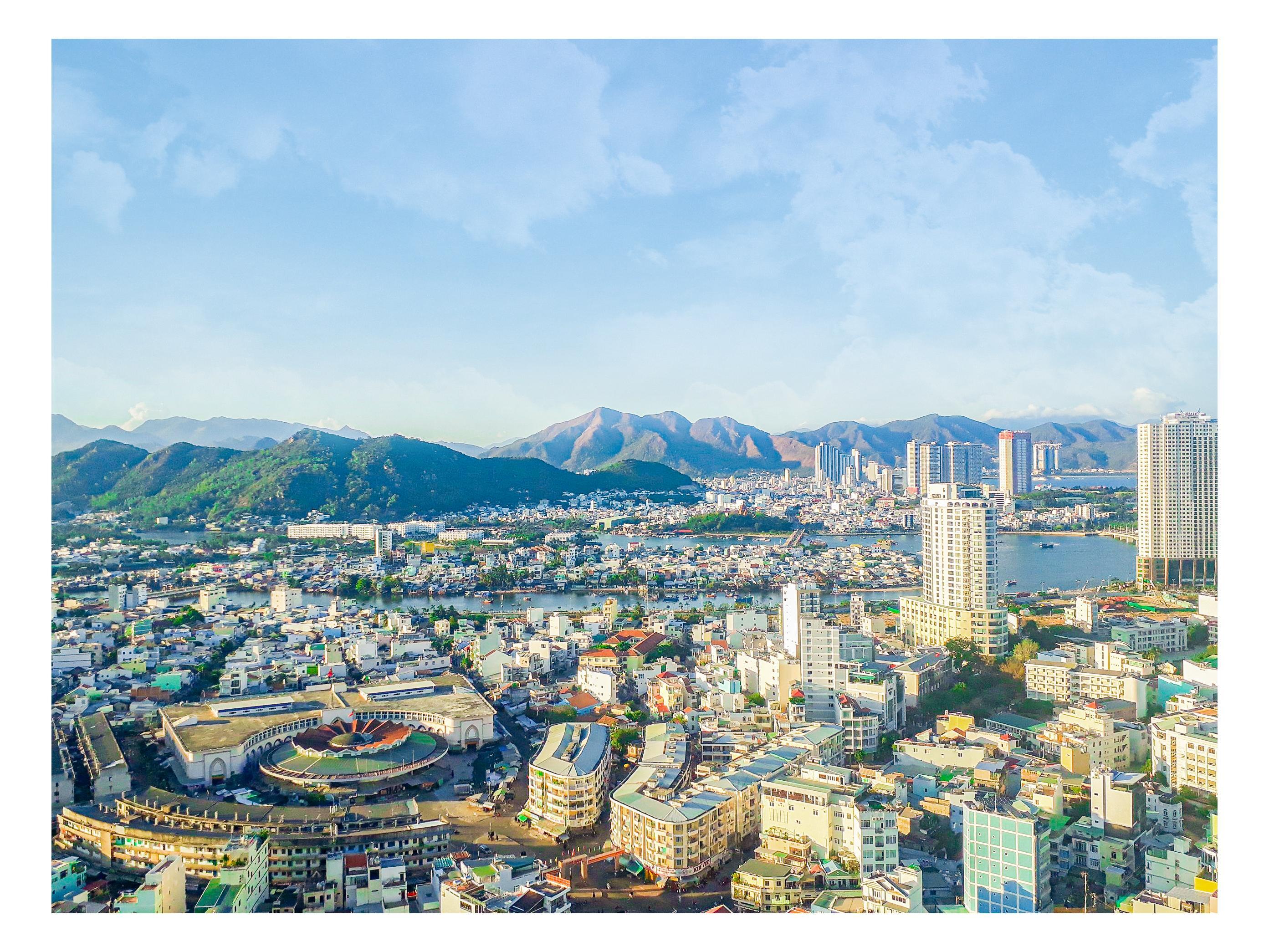 Dqua Hotel Nha Trang Bagian luar foto