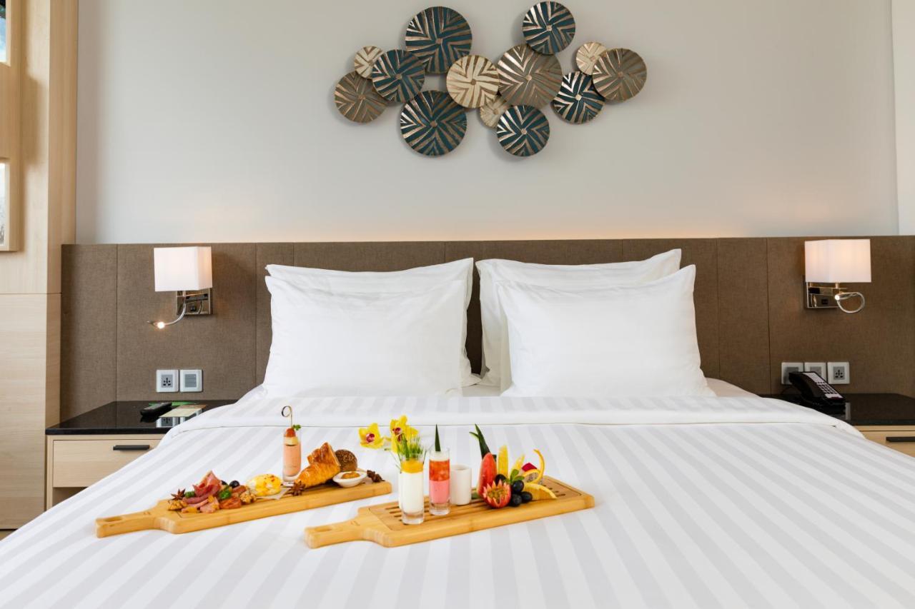 Dqua Hotel Nha Trang Bagian luar foto